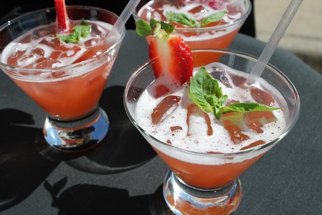 thirsty thursdays, strawberry punch, cocktail recipes, catering recipes, drinks, cranberry vodka punch, catering in austin, event catering in austin, best catering, best catering in austin, austin catering, wedding catering