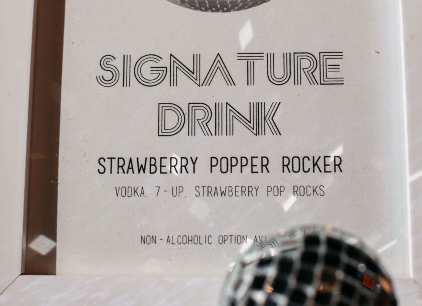 signature holiday drink sign