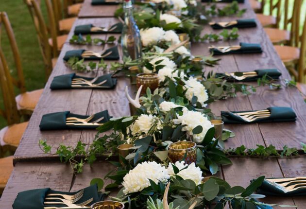 Table setting at a rehearsal dinner by crave catering
